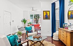 *Big Blue* Eclectic 3Bdrm/1Bath Bronzeville Gem